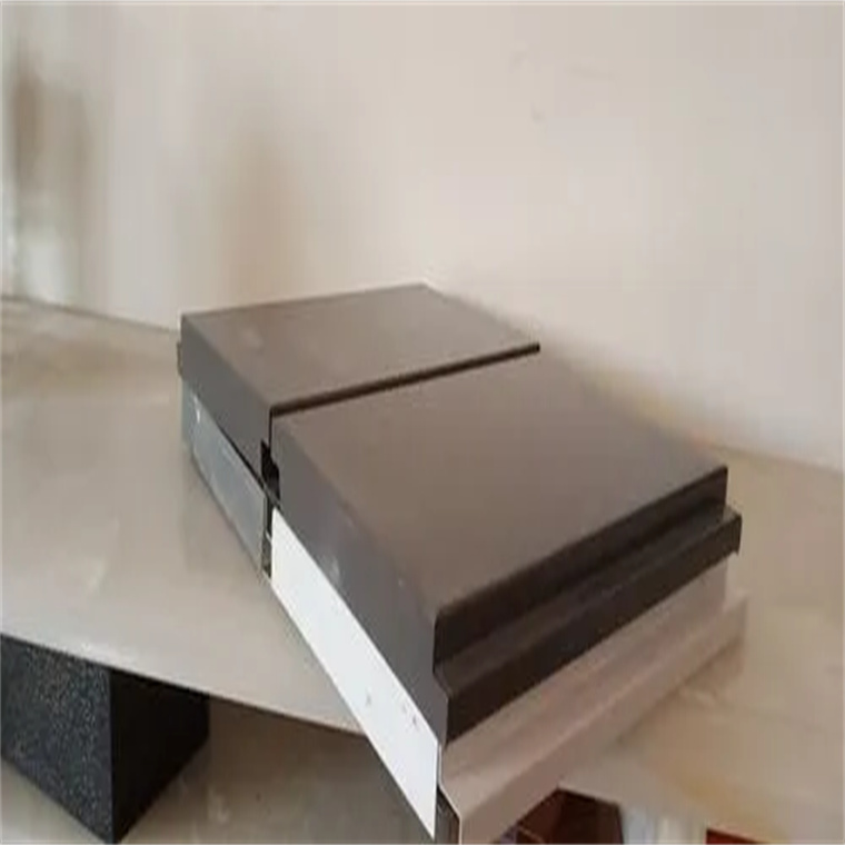 四川金属保温装饰一体板 四川金属保温装饰一体板